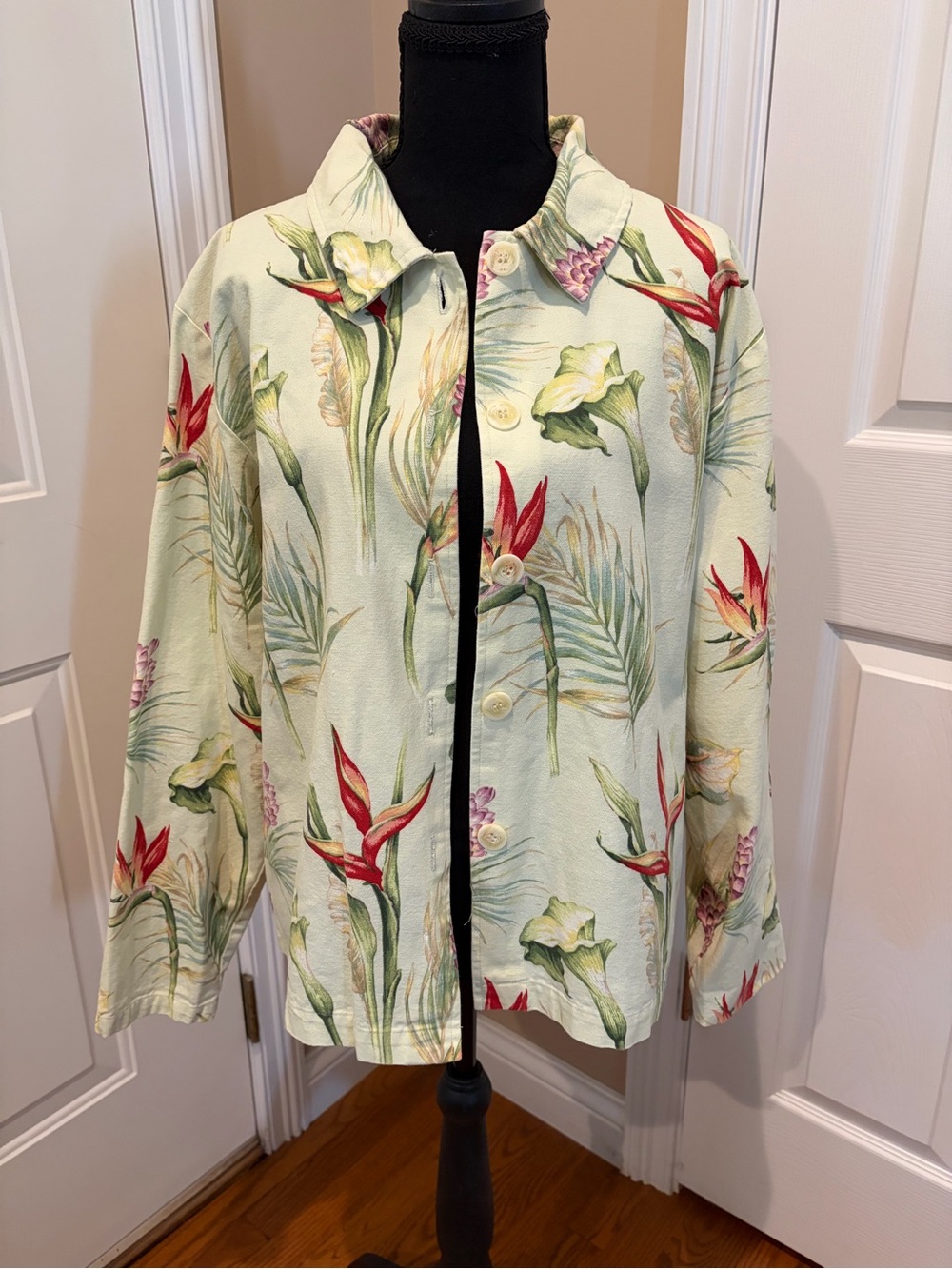 Coldwater Creek Light Green Floral Button-Front Blazer
